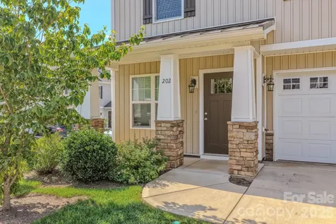 202 Stoney Point Way Candler NC 28715