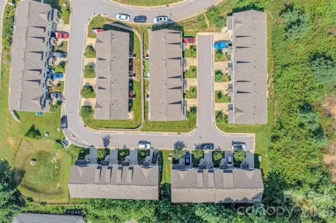 202 Stoney Point Way Candler NC 28715
