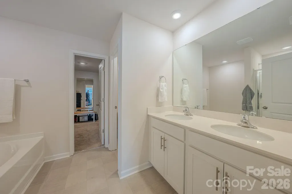 355 Tavernier Lane Candler NC 28715