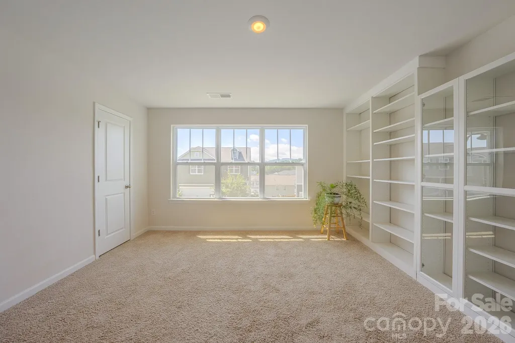 355 Tavernier Lane Candler NC 28715