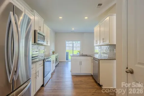355 Tavernier Lane Candler NC 28715
