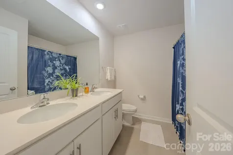 355 Tavernier Lane Candler NC 28715