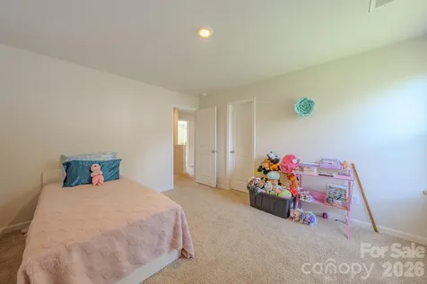 355 Tavernier Lane Candler NC 28715