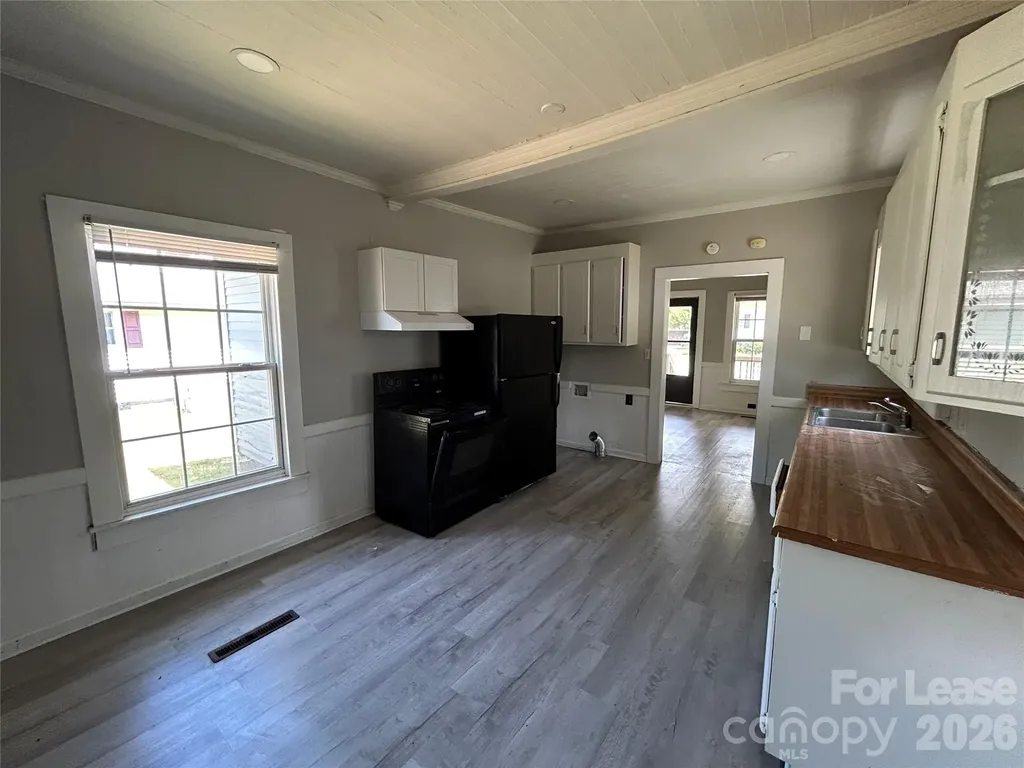 201 N Meriah Street Landis NC 28088