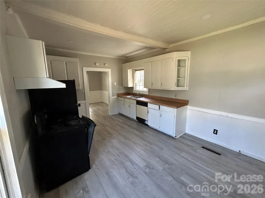 201 N Meriah Street Landis NC 28088