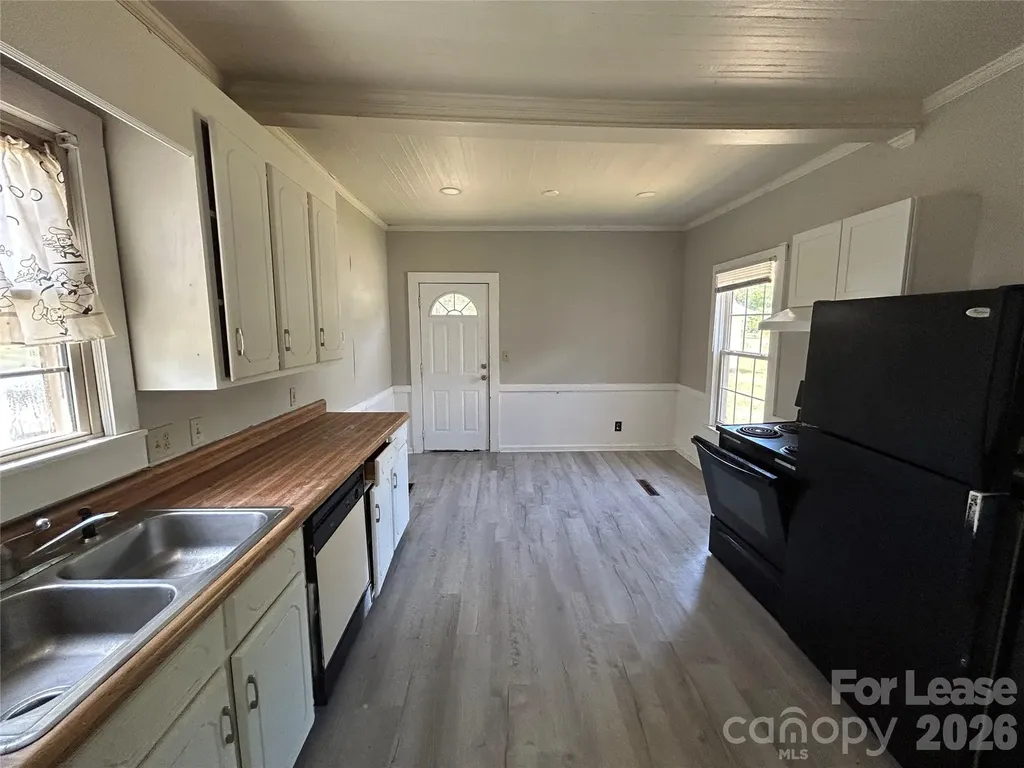 201 N Meriah Street Landis NC 28088