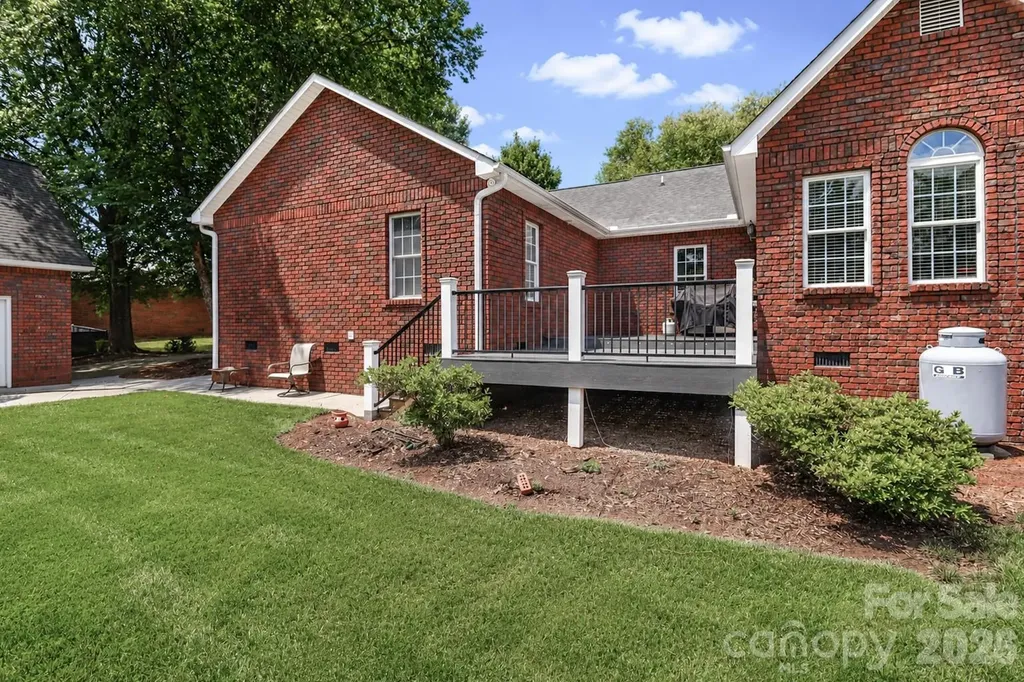 115 Seven Springs Loop Statesville NC 28625