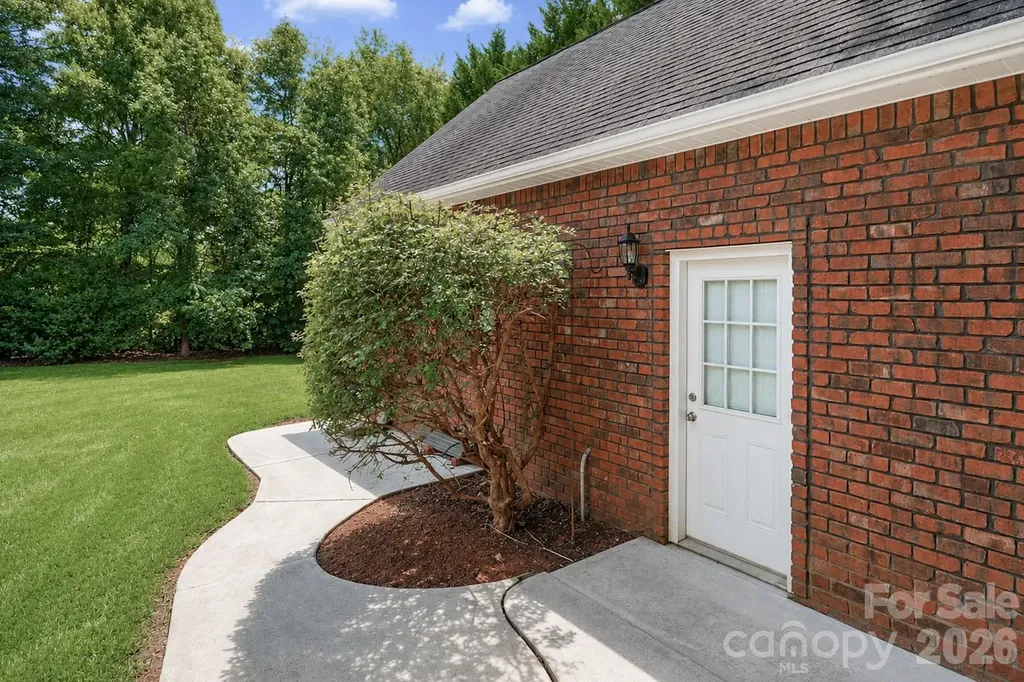 115 Seven Springs Loop Statesville NC 28625