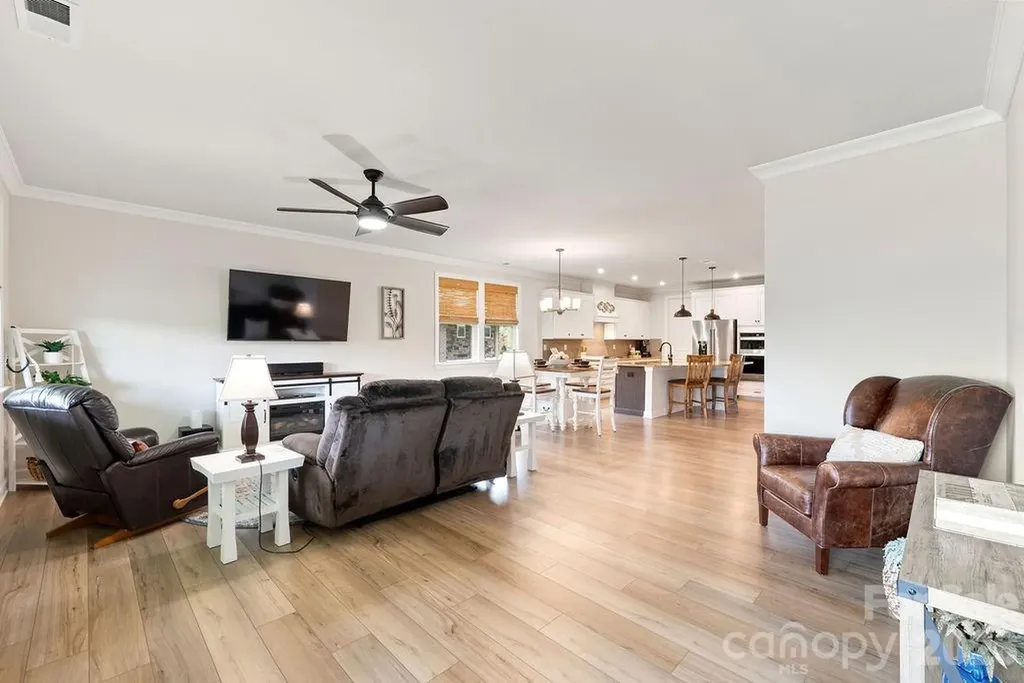 9427 Liberty Hill Drive Charlotte NC 28227