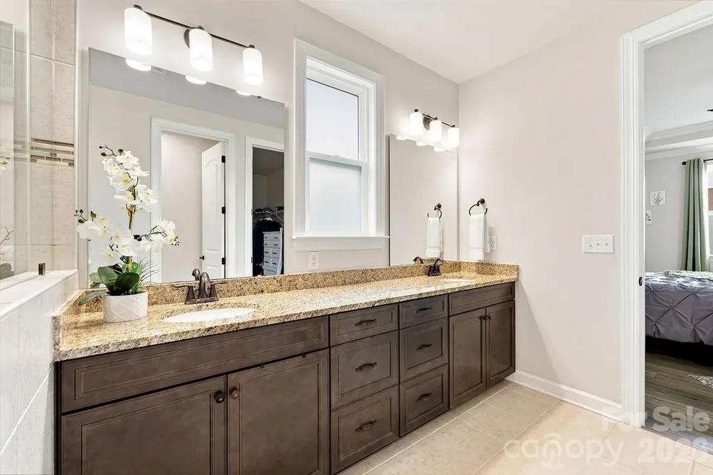 9427 Liberty Hill Drive Charlotte NC 28227