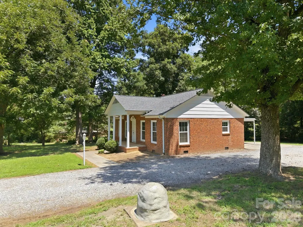 8285 Us Highway 52 Highway Rockwell NC 28138
