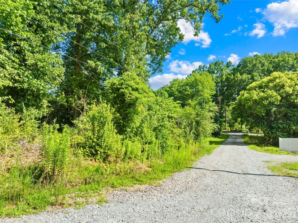 0000 Oak Trail Belmont NC 28012