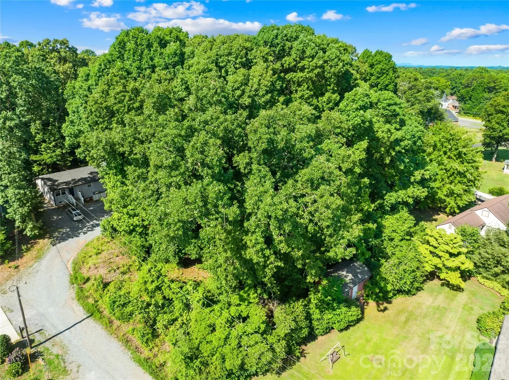 0000 Oak Trail Belmont NC 28012