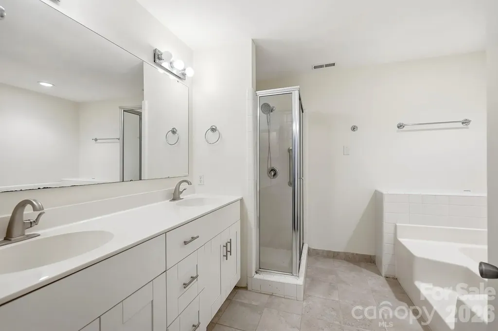 10012 Brass Eagle Lane Charlotte NC 28210