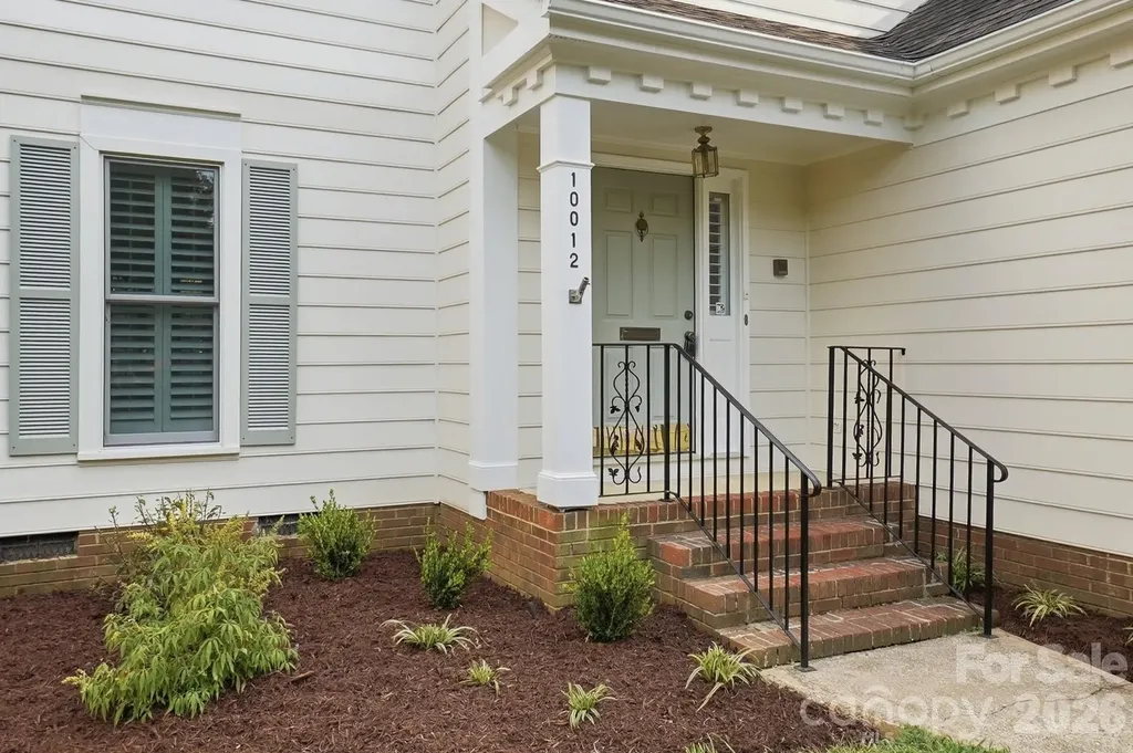 10012 Brass Eagle Lane Charlotte NC 28210