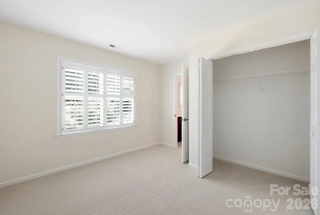 10012 Brass Eagle Lane Charlotte NC 28210