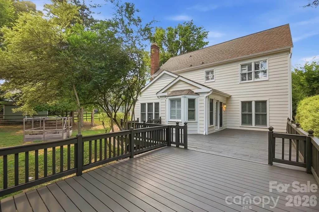 10012 Brass Eagle Lane Charlotte NC 28210