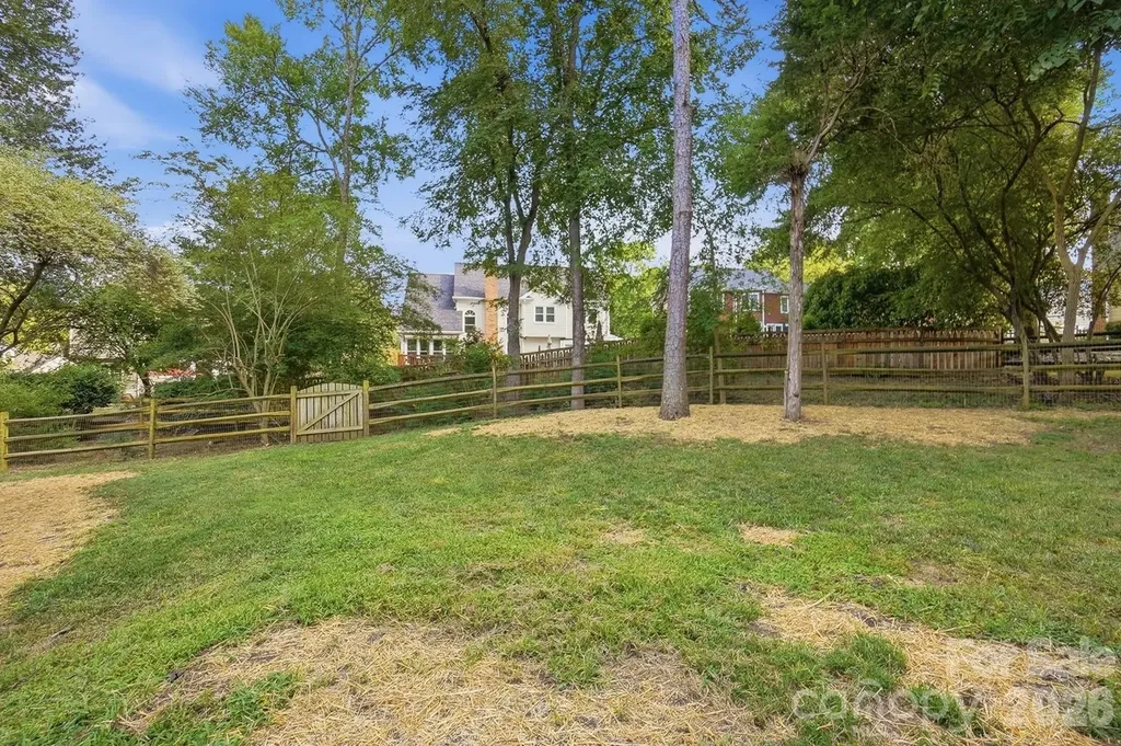 10012 Brass Eagle Lane Charlotte NC 28210