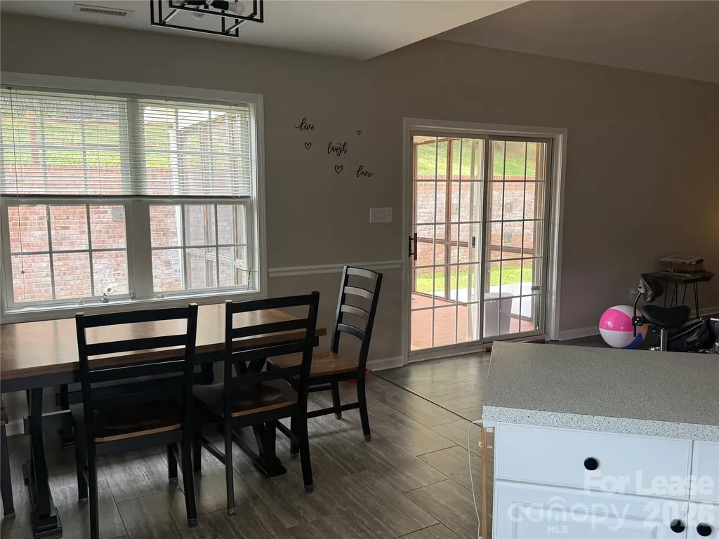 2478 23rd Street NE Hickory NC 28601