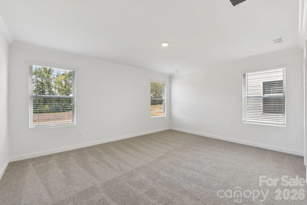 9004 Foggy Brook Loop Charlotte NC 28216