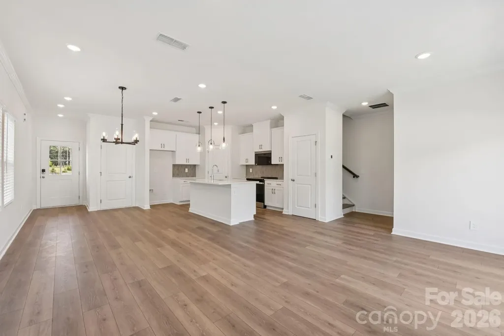 9004 Foggy Brook Loop Charlotte NC 28216