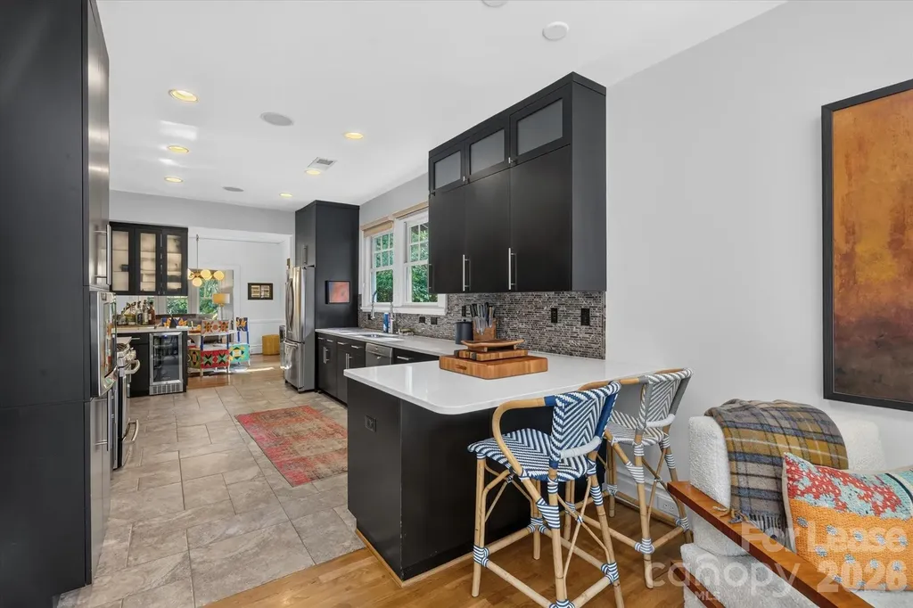 2038 Dartmouth Place Charlotte NC 28207