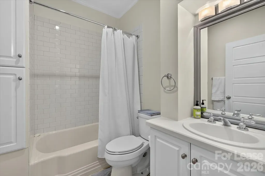 2038 Dartmouth Place Charlotte NC 28207