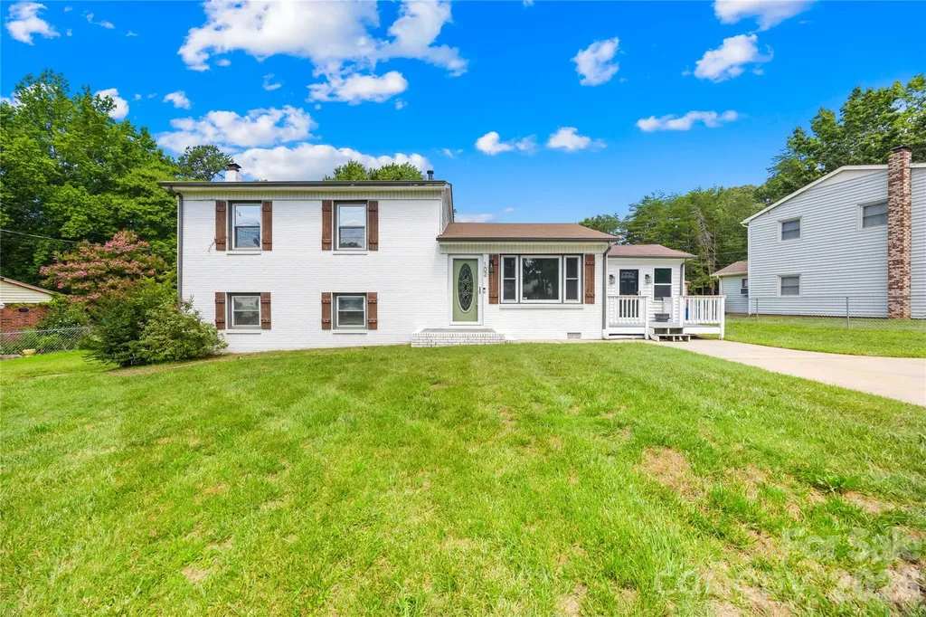 102 Wingate Drive Stanley NC 28164
