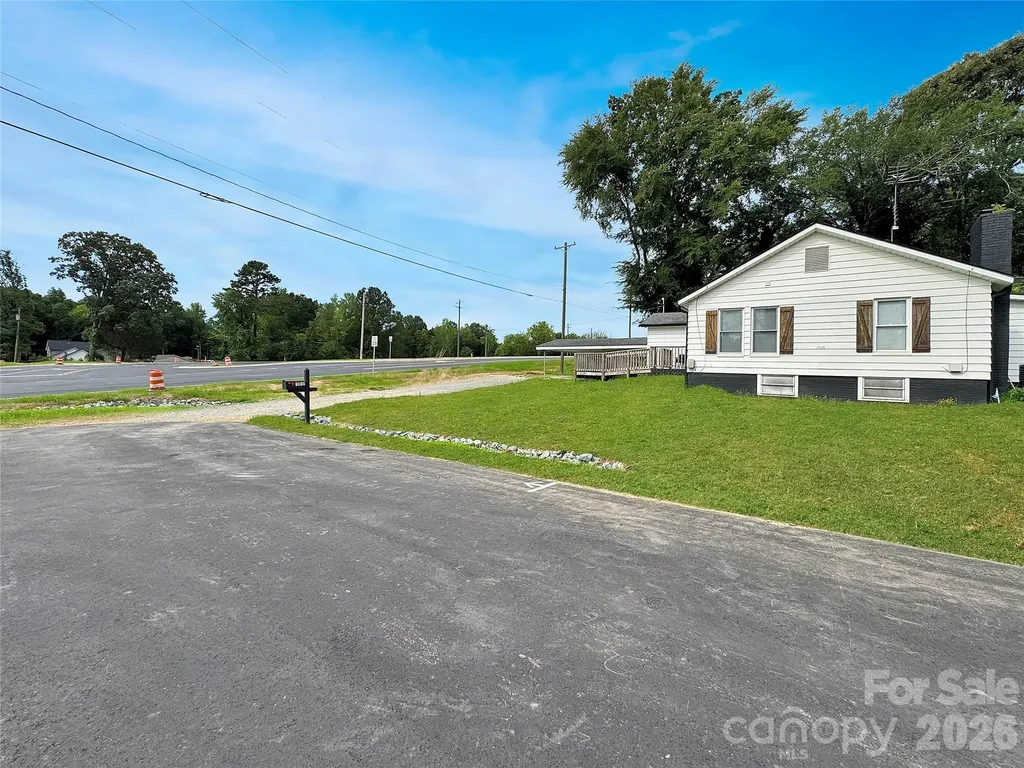 1310 Meadow Avenue Kannapolis NC 28083