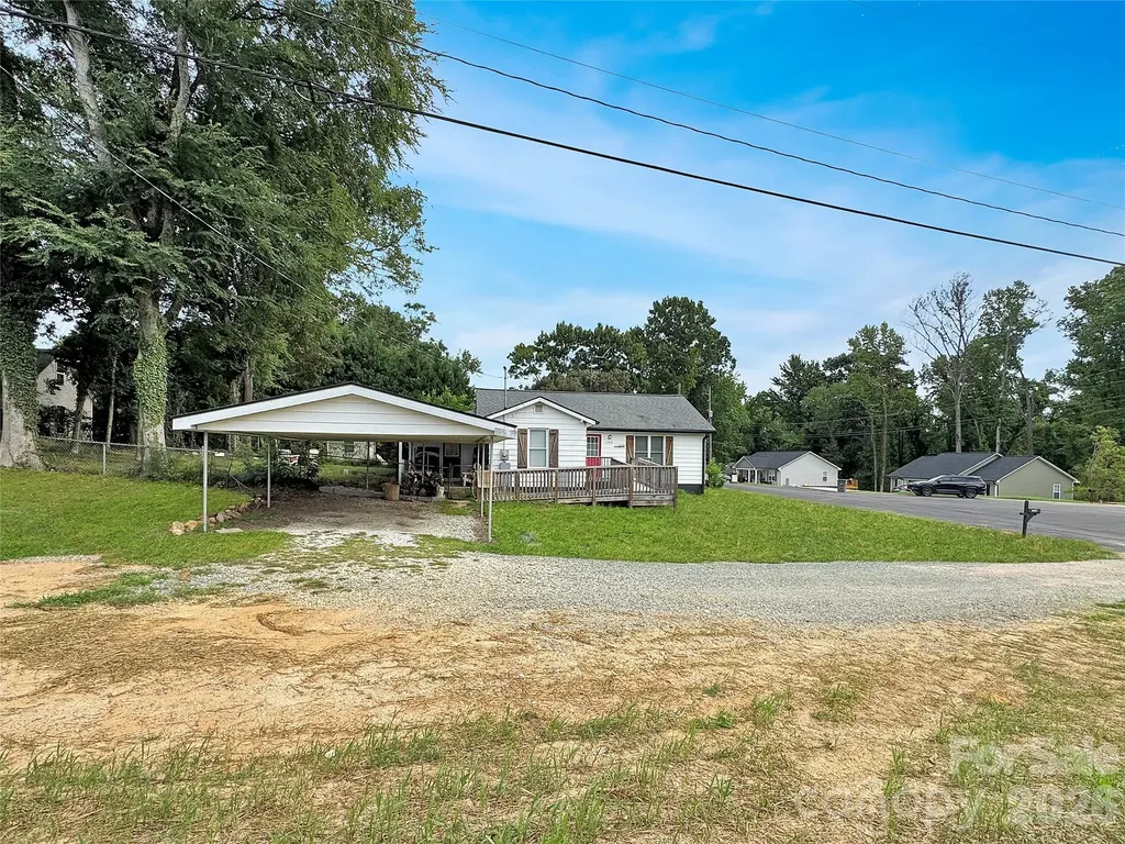 1310 Meadow Avenue Kannapolis NC 28083