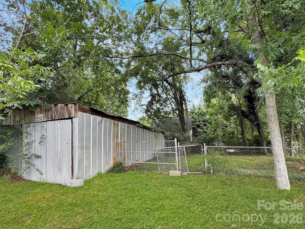 1310 Meadow Avenue Kannapolis NC 28083