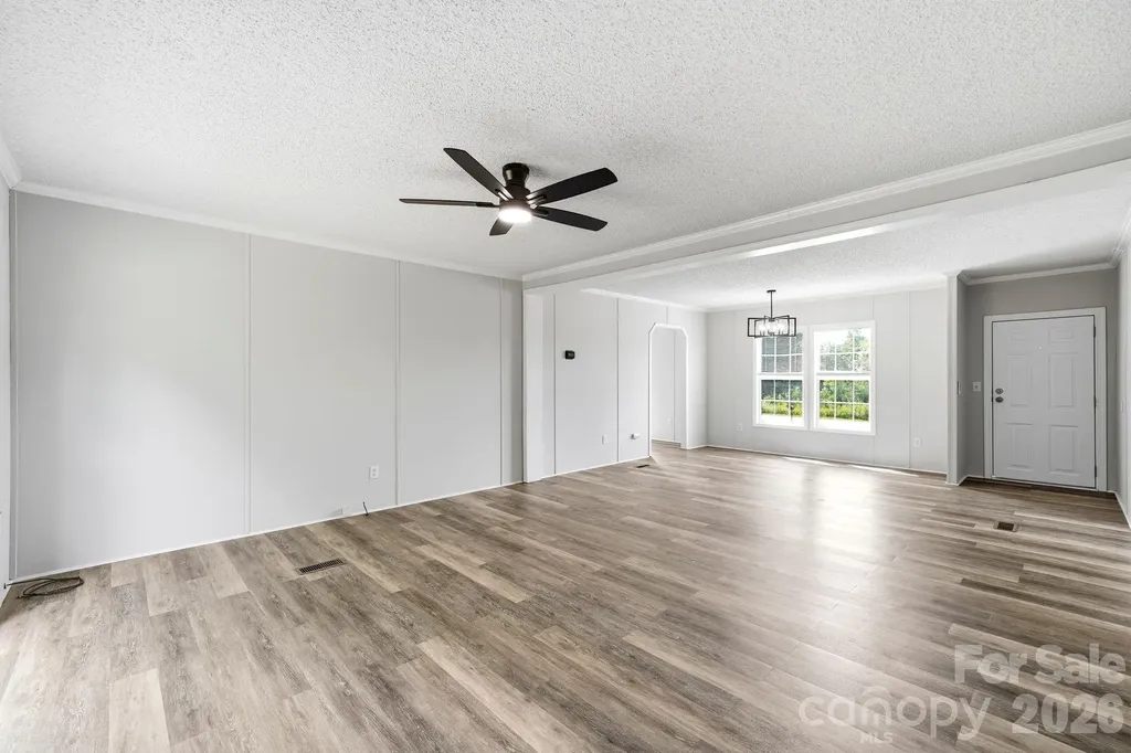 1006 Canada Drive Dallas NC 28034