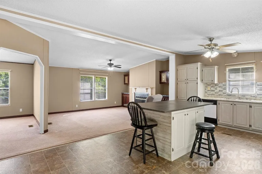 199 Sable Lane Thomasville NC 27360