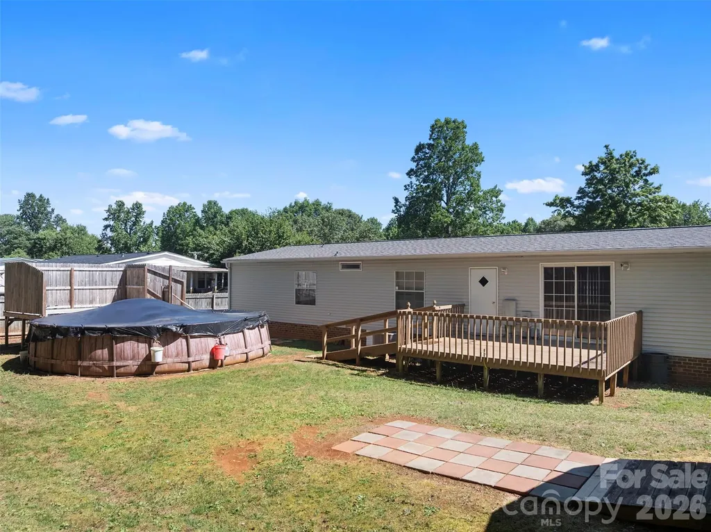 199 Sable Lane Thomasville NC 27360