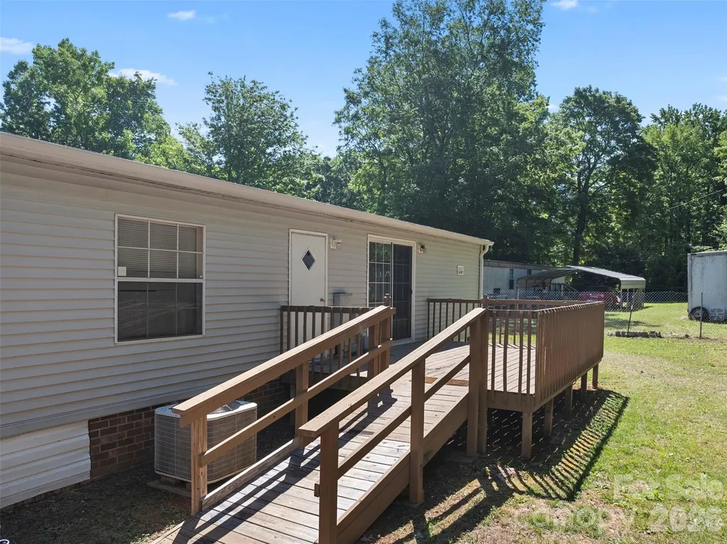199 Sable Lane Thomasville NC 27360