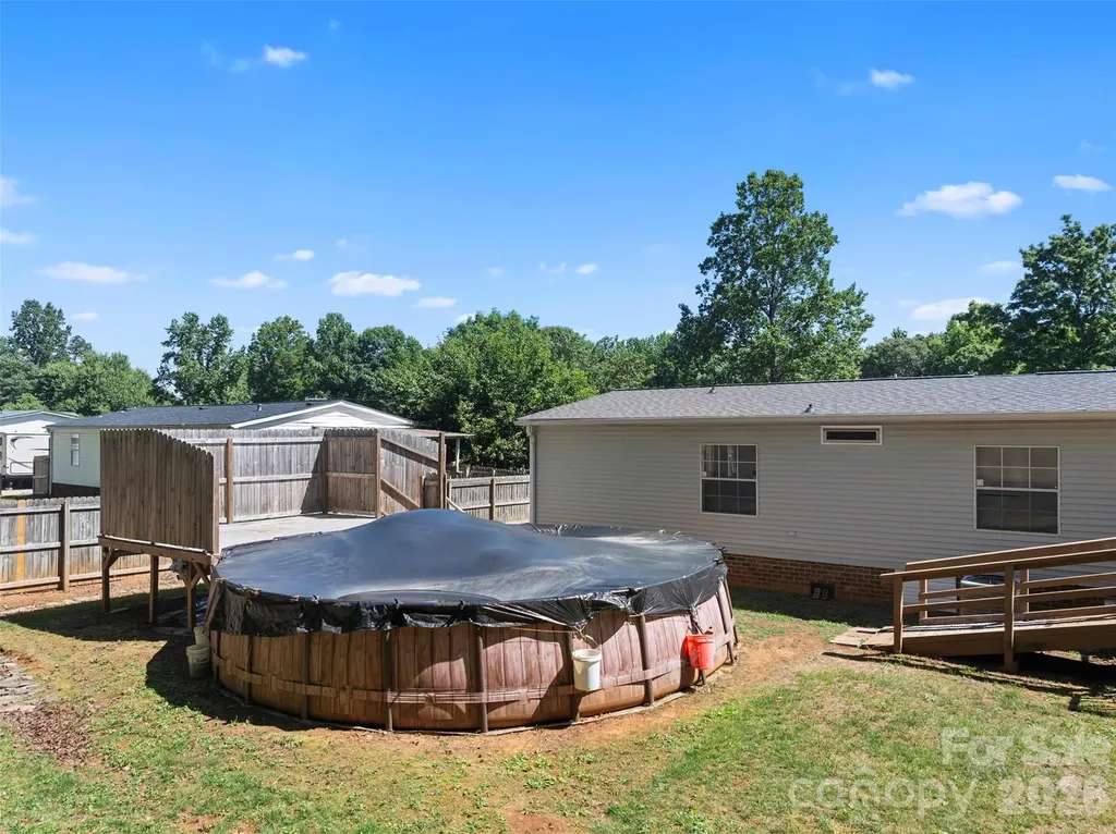 199 Sable Lane Thomasville NC 27360