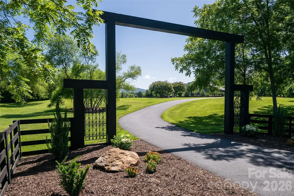 660 Pleasant Grove Road Hendersonville NC 28739
