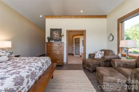 660 Pleasant Grove Road Hendersonville NC 28739