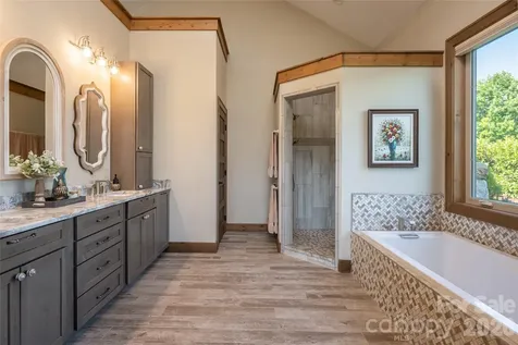 660 Pleasant Grove Road Hendersonville NC 28739