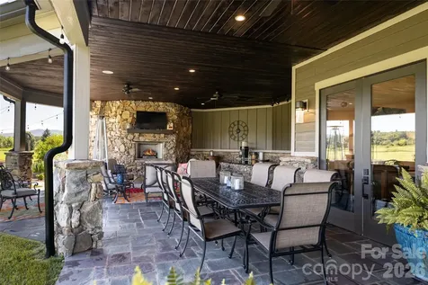 660 Pleasant Grove Road Hendersonville NC 28739