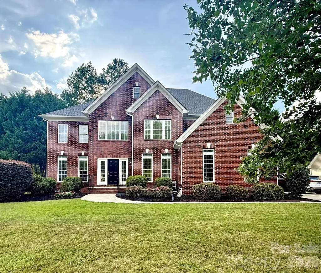 1012 Easthampton Lane Waxhaw NC 28173