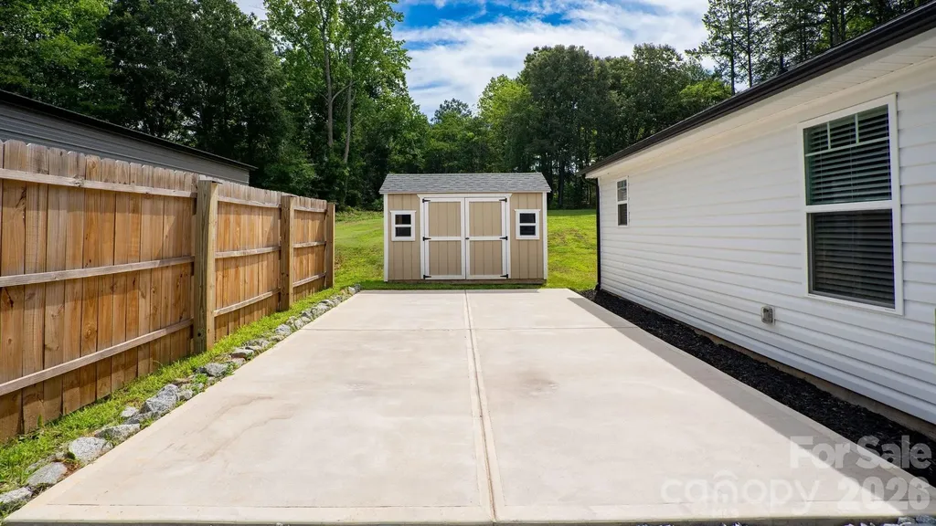 5960 Charlie Walker Road Kannapolis NC 28081