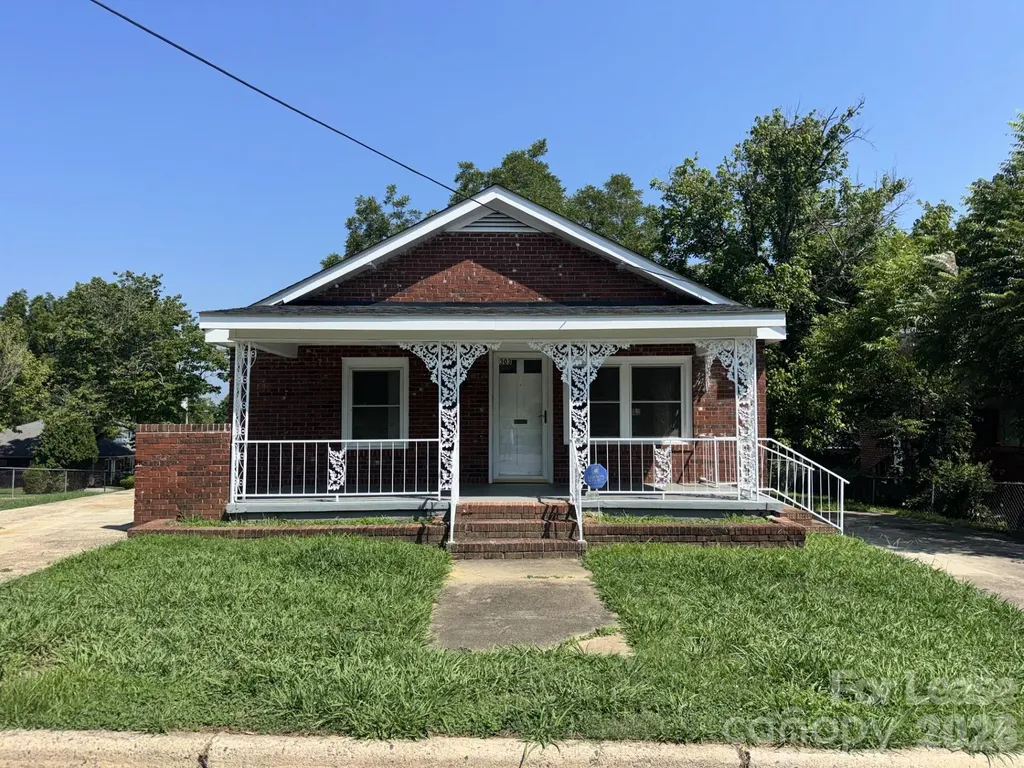 303 Garfield Street Statesville NC 28677