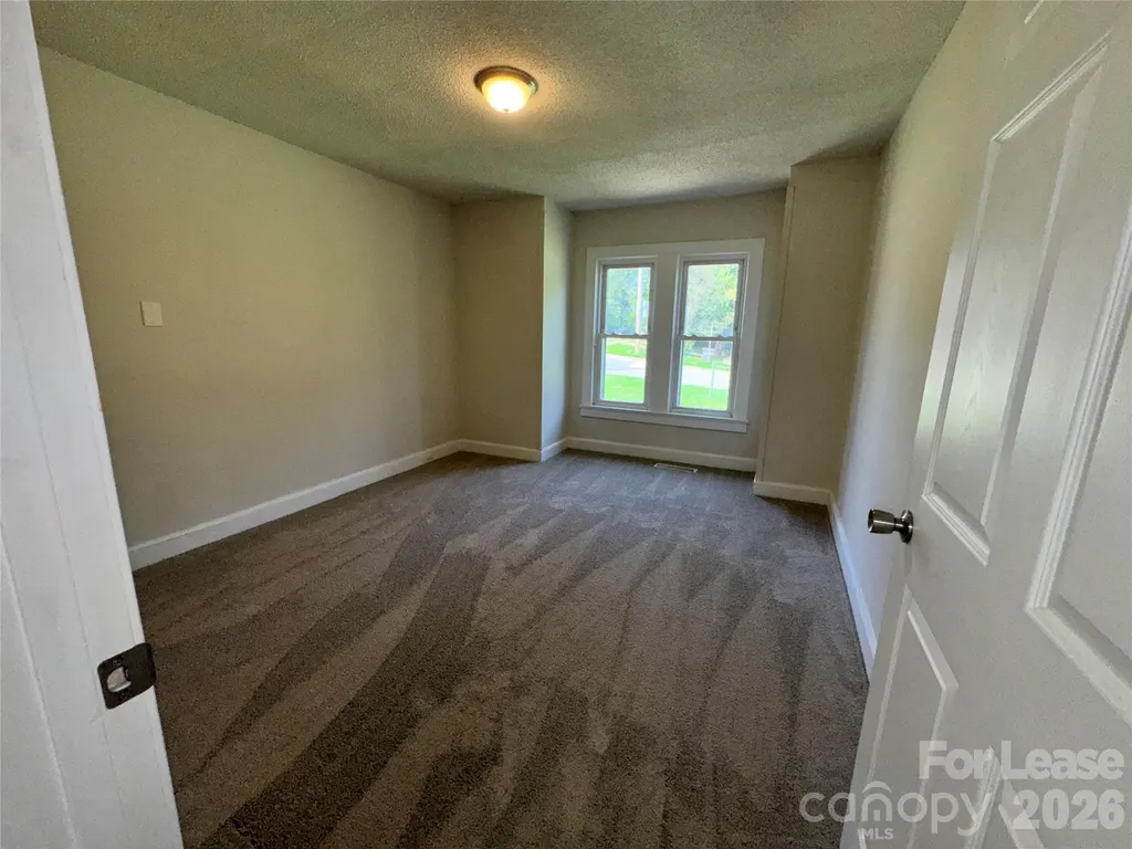 303 Garfield Street Statesville NC 28677