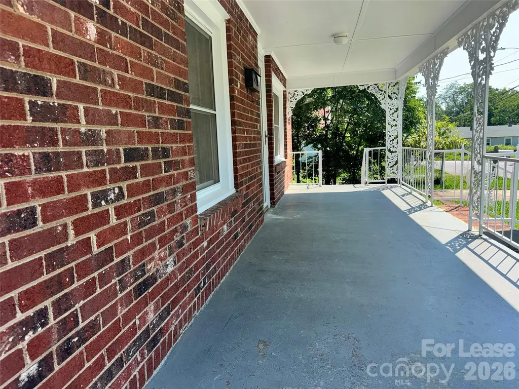 303 Garfield Street Statesville NC 28677