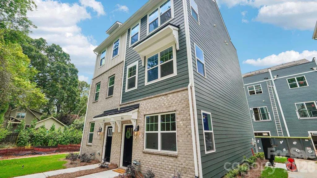 821 Hammers Lane Charlotte NC 28205