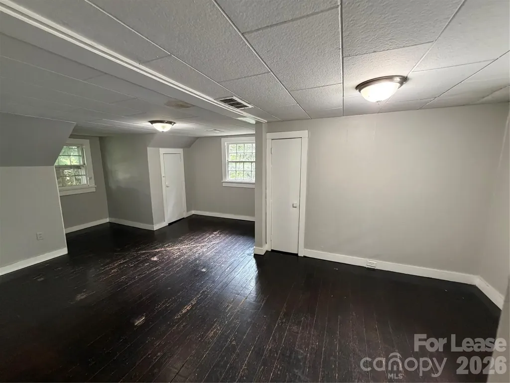 449 N Center Street Statesville NC 28677