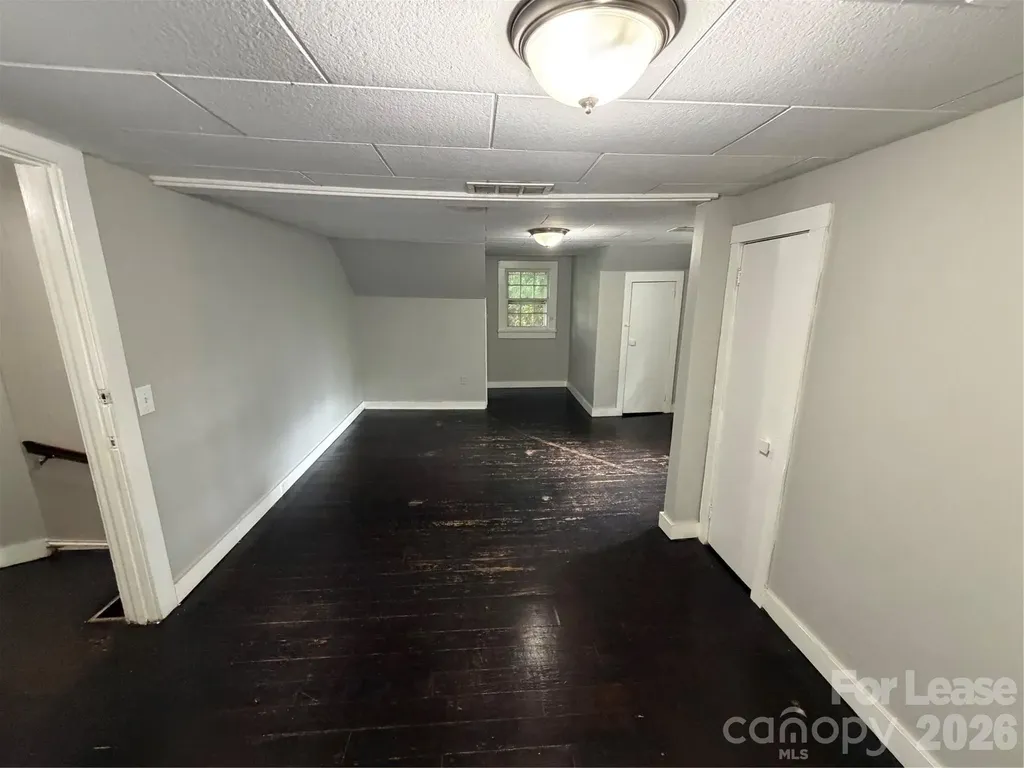 449 N Center Street Statesville NC 28677