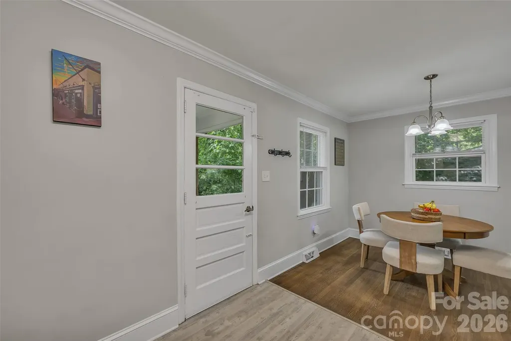 2213 Lanier Avenue Charlotte NC 28205