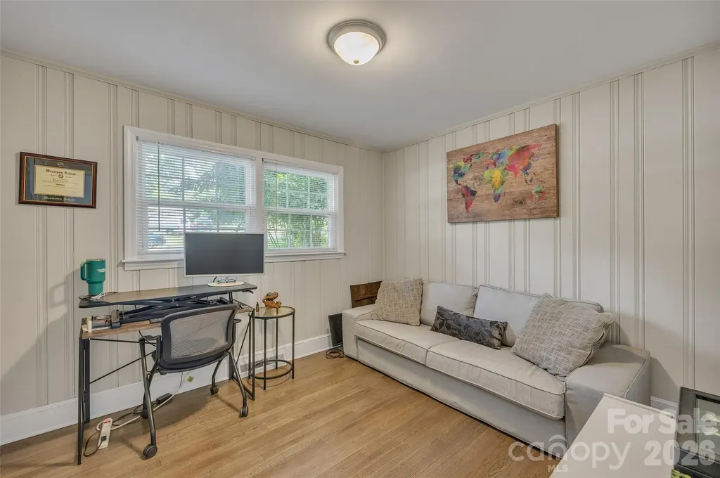 2213 Lanier Avenue Charlotte NC 28205